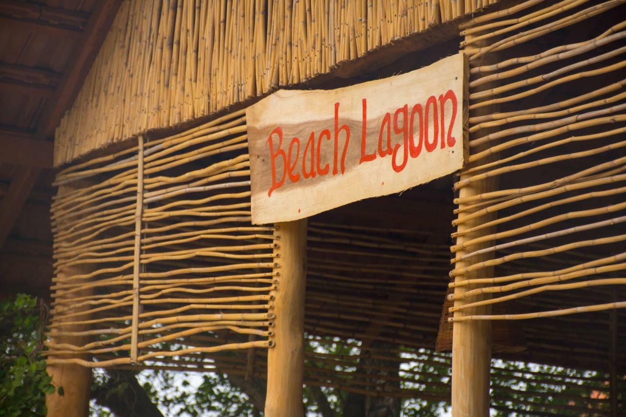 Beach Lagoon Parans Hotel Arugam Bay Buitenkant foto